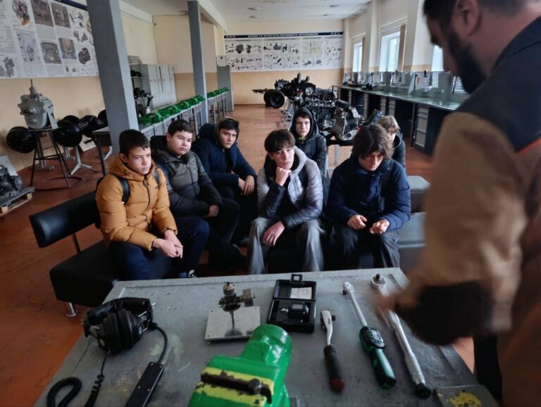 598621592_1374089514729978_6583722428699659505_n